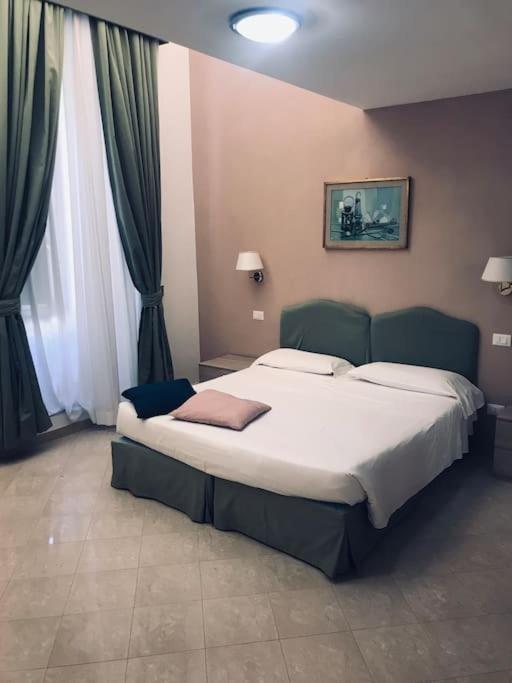 43 Appartamento Ampio E Comodo Nel Centro Di Roma מראה חיצוני תמונה